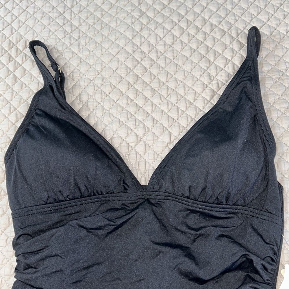 Tommy Bahama Pearl V-Neck 1 pc Swimsuit - 10 - New - Picture 4 of 7